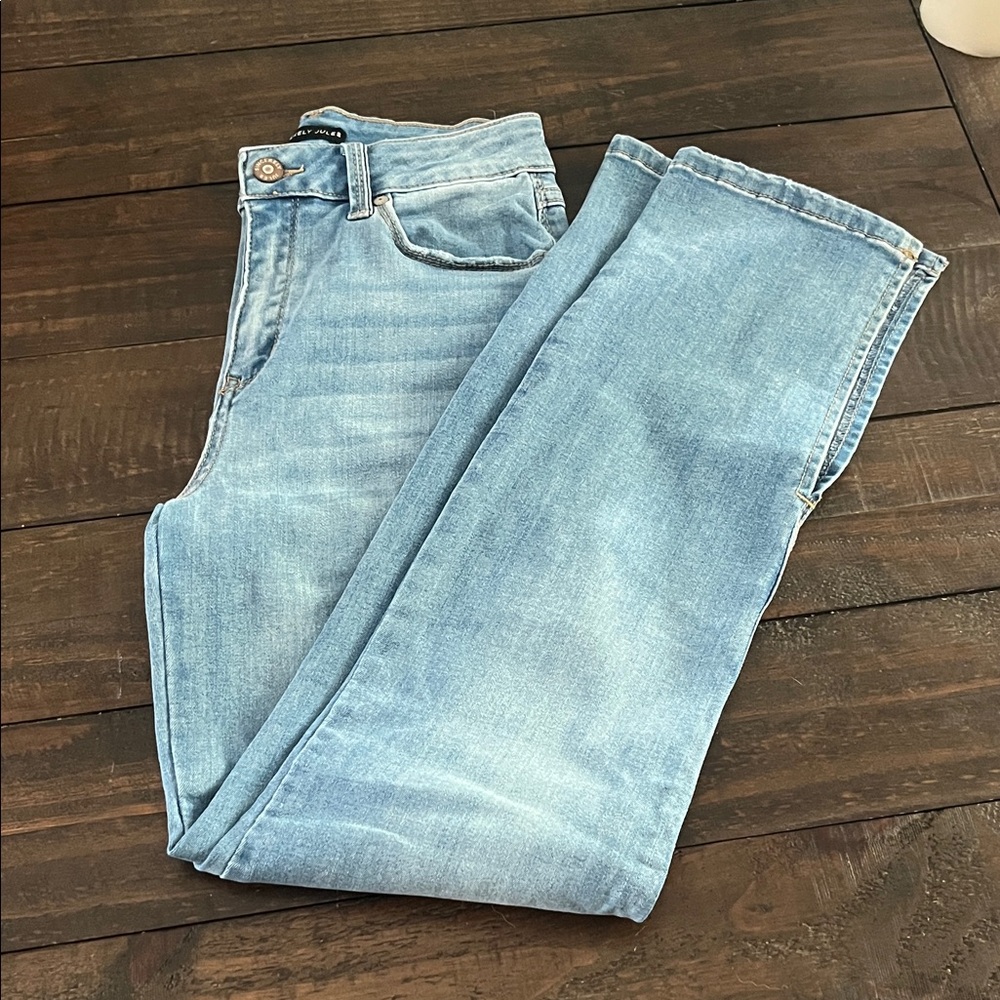 Sincerly Jules Straight leg split leg jeans